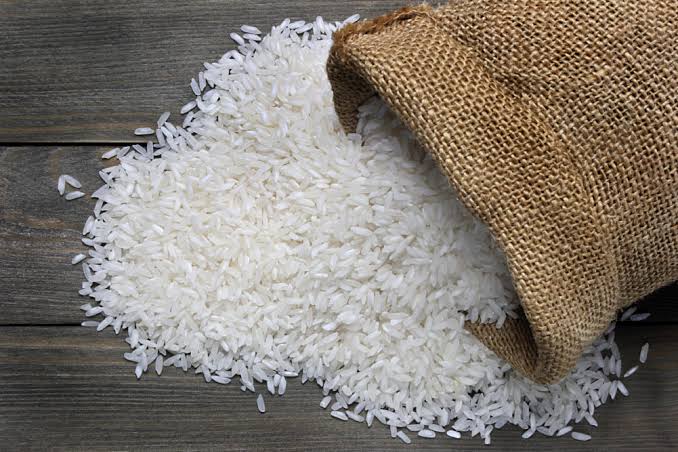 सरकार ने 7 देशो को दी राहत, 1034800 टन गैर – बासमती चावल के निर्यात की अनुमति दी.