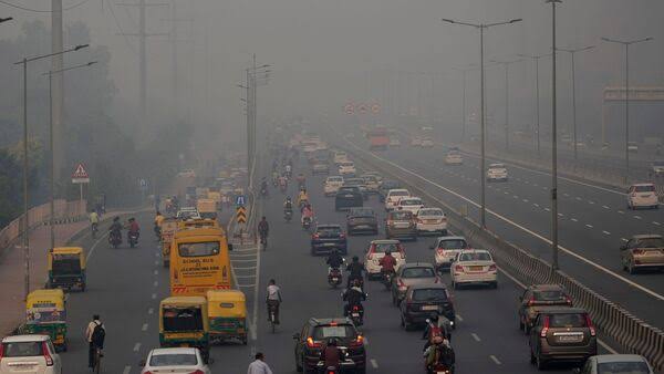 आम आदमी पार्टी ने हरियाणा पर फोड़ा दिल्ली प्रदूषण का ठीकरा , कहा,  ‘पंजाब तो 500 किमी दूर है. ‘