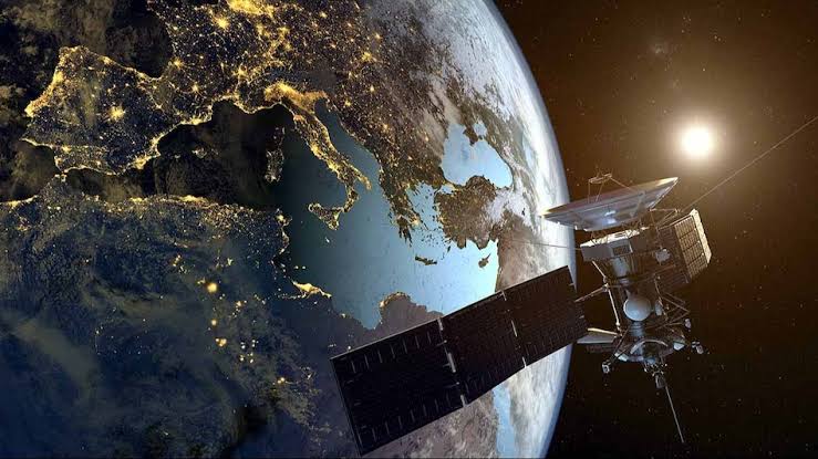 खुफिया साटैलाइट्स से की जाएगी भारतीय सीमाओ की निगरानी, इसरो अगले 5 साल में 50 उपग्रह लॉन्च करने की योजना बना रहा है.